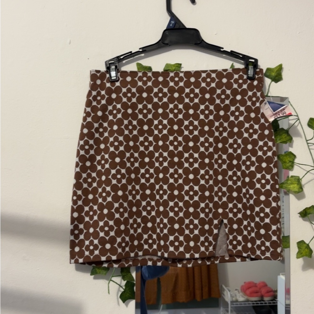 Hollister Brown and White Floral Mini Skirt